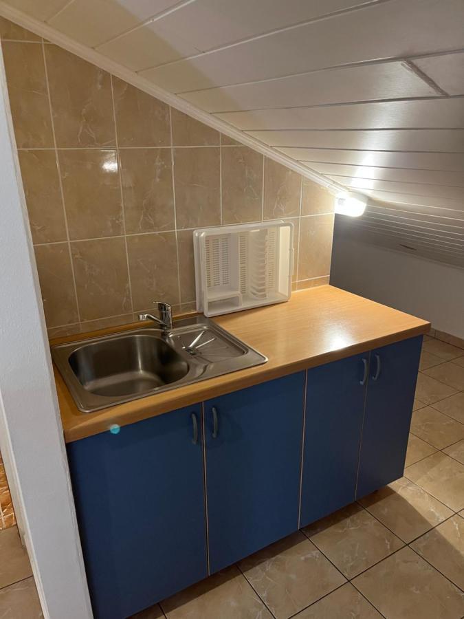 Apartments Hanka Njivice Ngoại thất bức ảnh