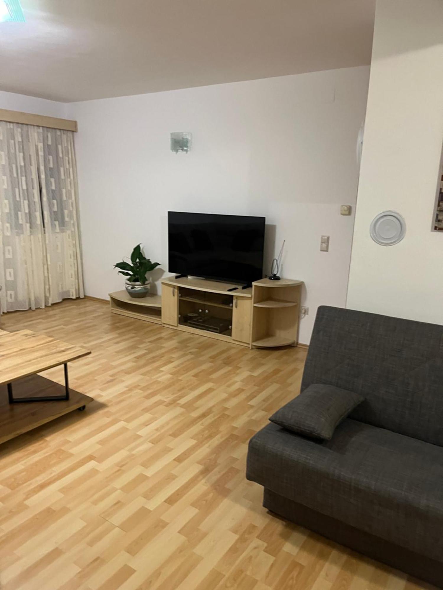 Apartments Hanka Njivice Ngoại thất bức ảnh